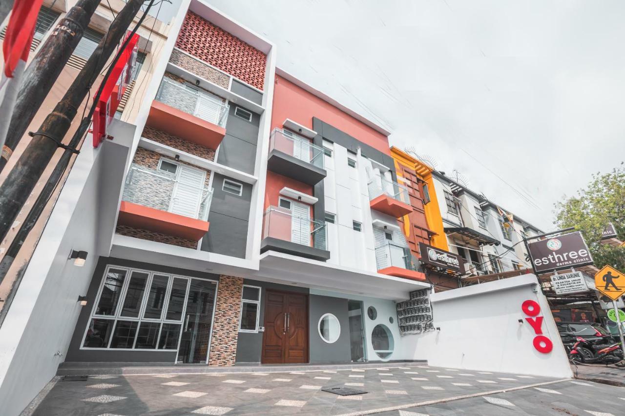 Super Oyo 1487 Residence Khoe Jakarta Exterior photo